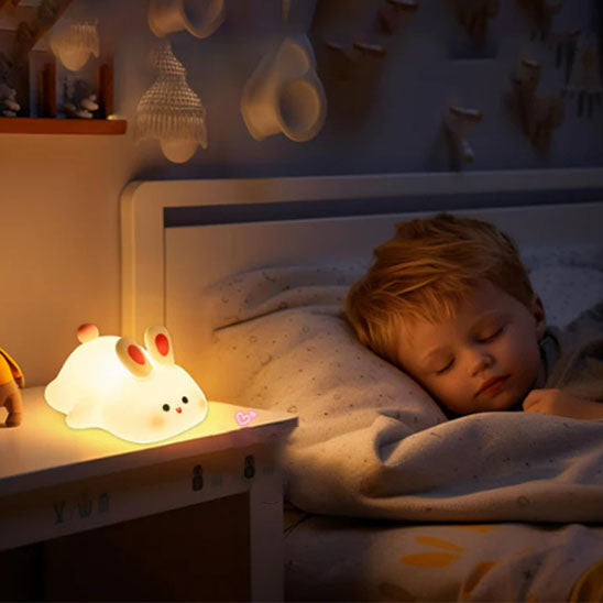 veilleuse-enfant-et-bebe-en-silicone-lumineuse